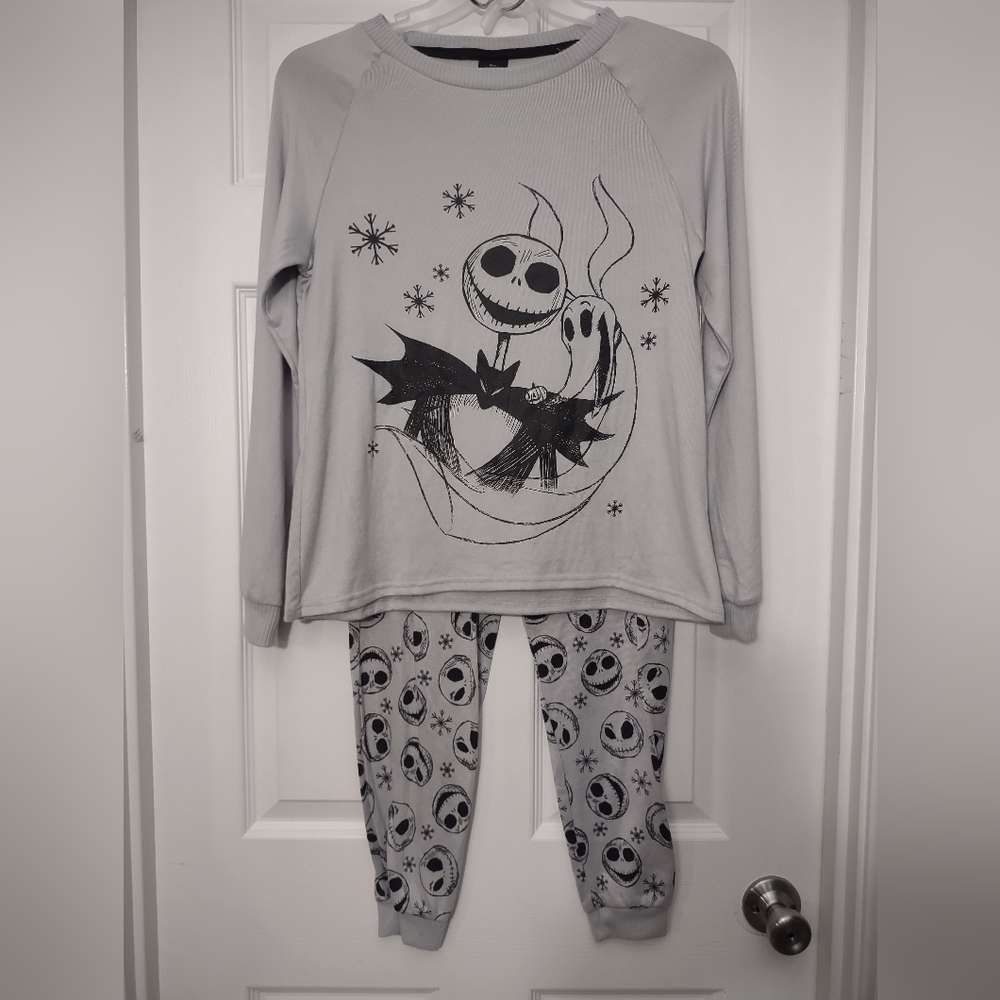 Disney Tim Burton's The Nightmare Before Christmas pajama set. Size XS UNISEX